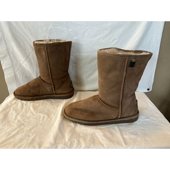Bear paw Bianca Suede Sheerling Boot Mid Calf Metal Details Size 7 - Picture 5 of 10